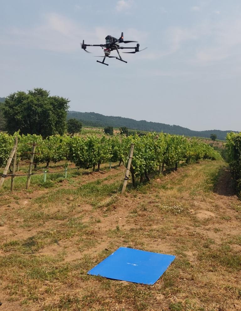 synergy between UAVs and UGVs